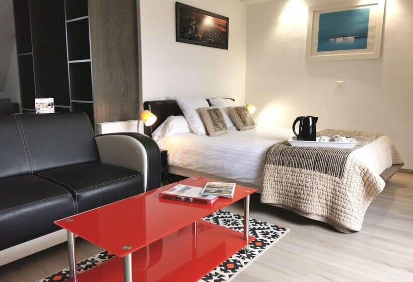 Четырехместный Номер Стандарт, Les Terrasses De Saumur   Hôtel & Appartements   Restaurant & Spa