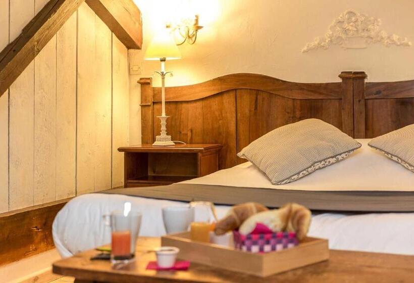 Номер Дюплекс, The Originals Boutique, Clair Hôtel, Martigues