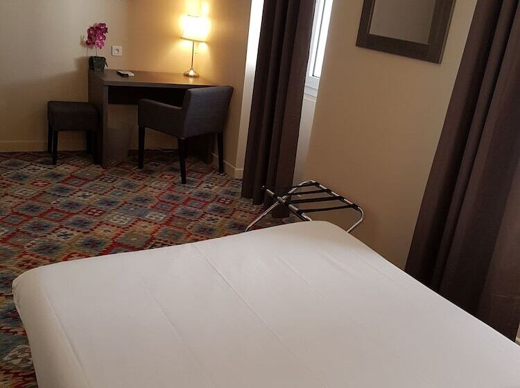 Номер Стандарт, The Originals Boutique, Hôtel Danieli, Avignon