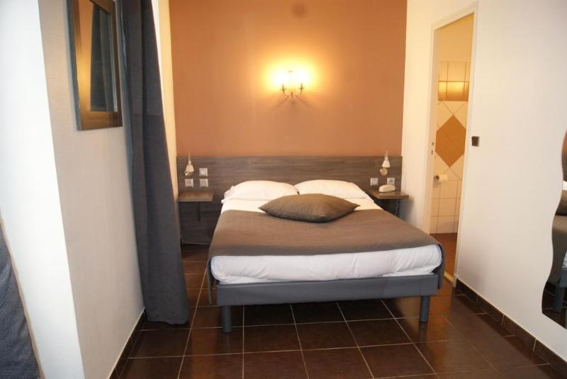 Номер Стандарт Индивидуальный, The Originals Boutique, Hôtel Danieli, Avignon
