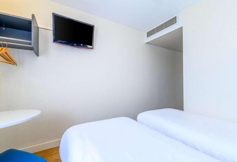 Номер Стандарт, Comfort Hotel Paris Porte D Ivry