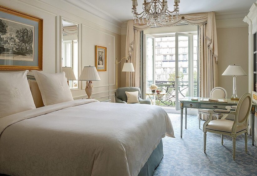 اتاق لوکس, Four Seasons Hotel George V Paris