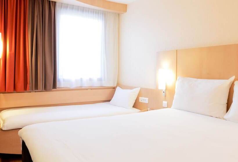 Номер Стандарт, Ibis Lyon Gare Part Dieu