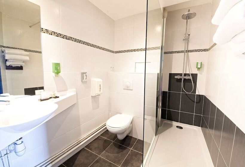 Семейный Номер, Comfort Hotel Clermont Saint Jacques