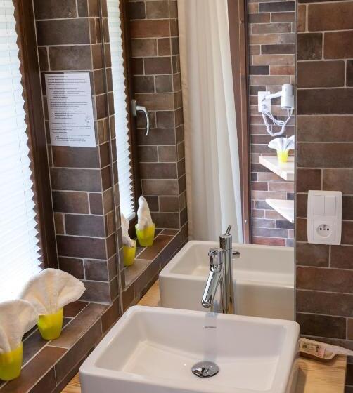 Четырехместный Номер Стандарт, Hostellerie Les Bagenelles