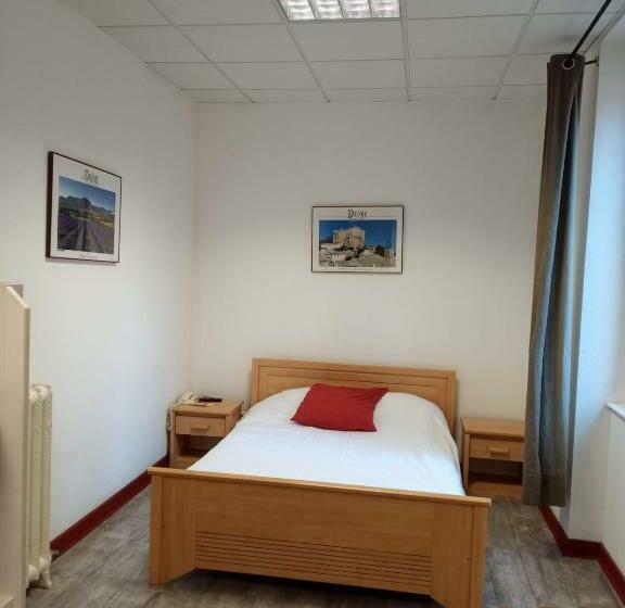 4인용 스탠다드 룸, Hôtel De Lyon