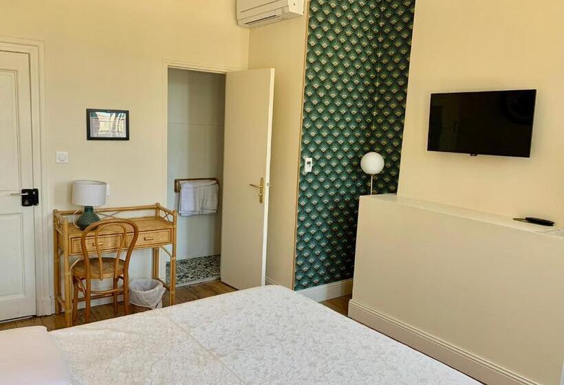 Номер Superior, Hôtel Lapérouse Des Cordeliers