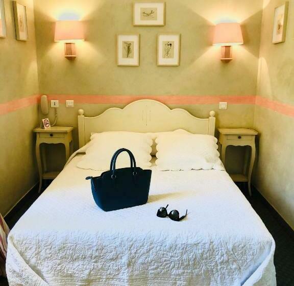 컴포트 룸, Le Relais Notre Dame