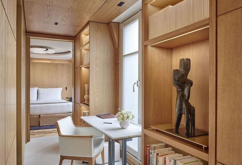 Suite with Terrace, Lutetia