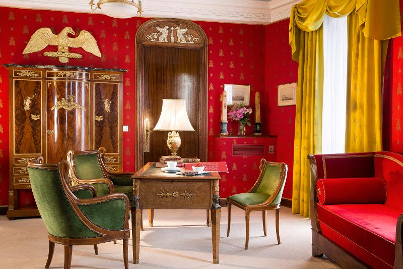 Полулюкс Повышенной Комфортности, Le Negresco