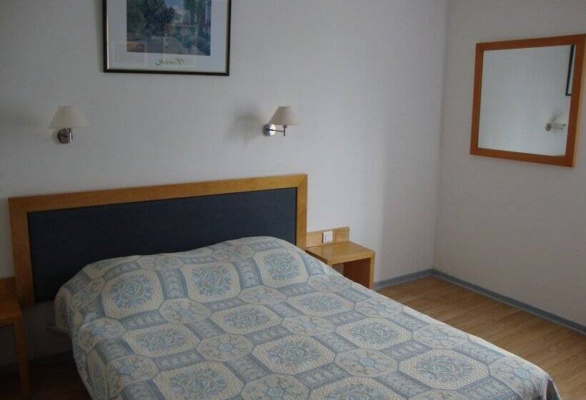 Номер Стандарт, Hôtel Au Petit Languedoc