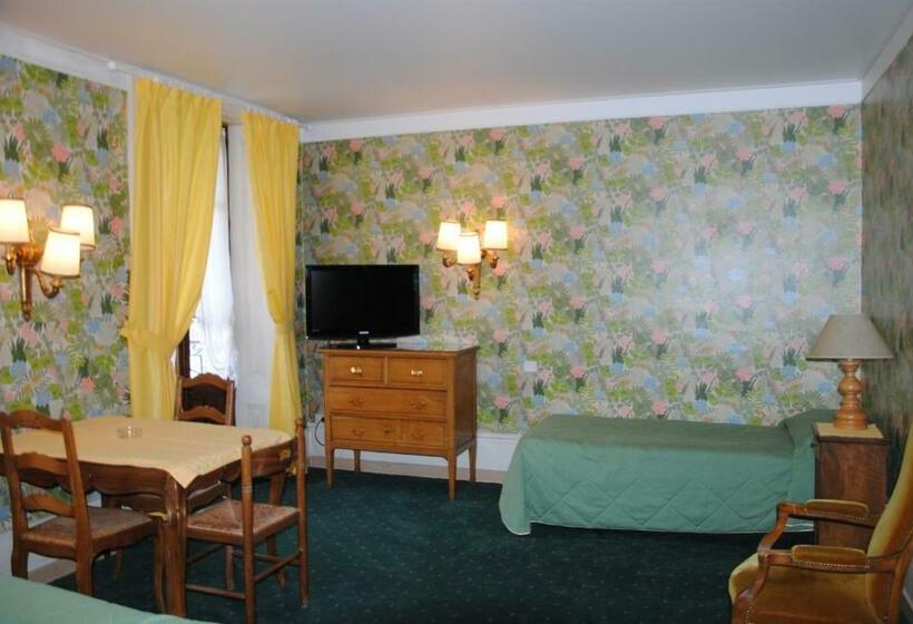 Номер Стандарт Трехместный, Richemond