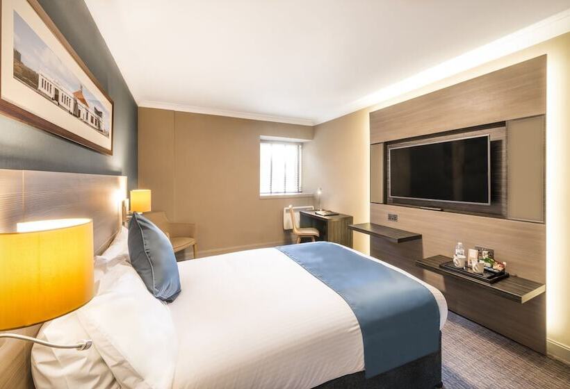 Номер Клуб, Copthorne  Aberdeen