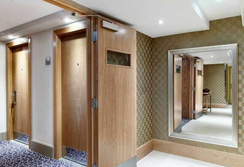 Семейный Номер, Doubletree By Hilton  London  Victoria