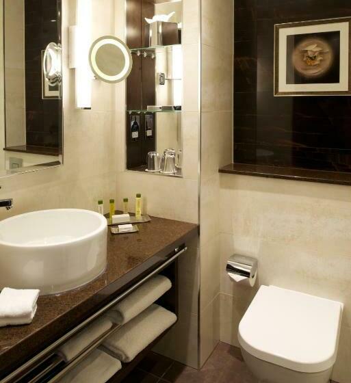Номер Deluxe Кровать Кинг, Doubletree By Hilton  London  Victoria