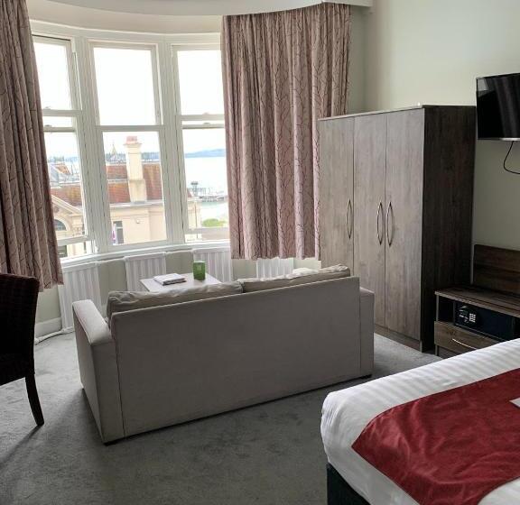Семейный Номер Вид на Море, Marsham Court