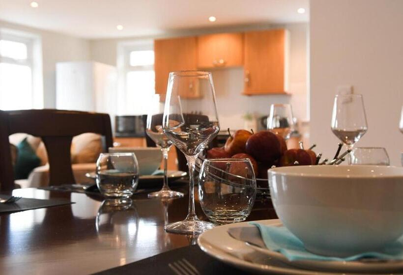 Апартаменты 2 Спальни, Marsham Court