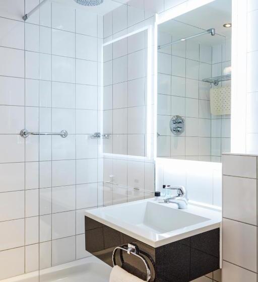 Номер Стандарт, Mercure Birmingham West