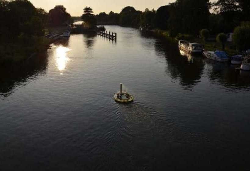 Номер Стандарт Вид на Реку, The Runnymede On Thames   Adults Only