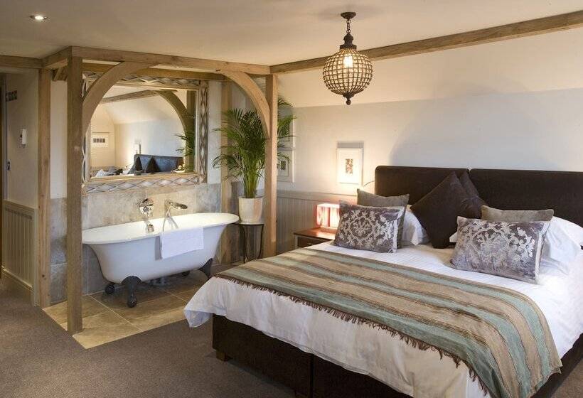 Номер Superior, The Farmhouse Hotel And Restaurant