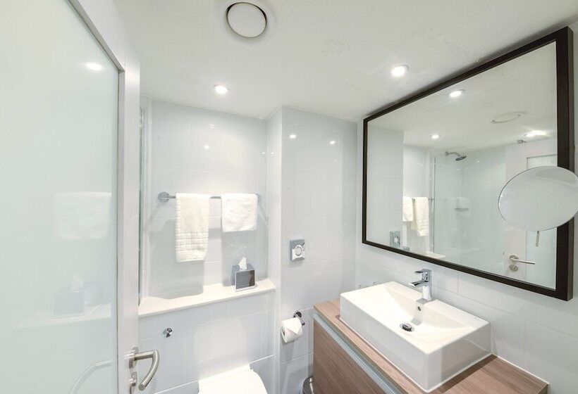 Habitación Premium Vista al Mar., Crowne Plaza Plymouth, An Ihg