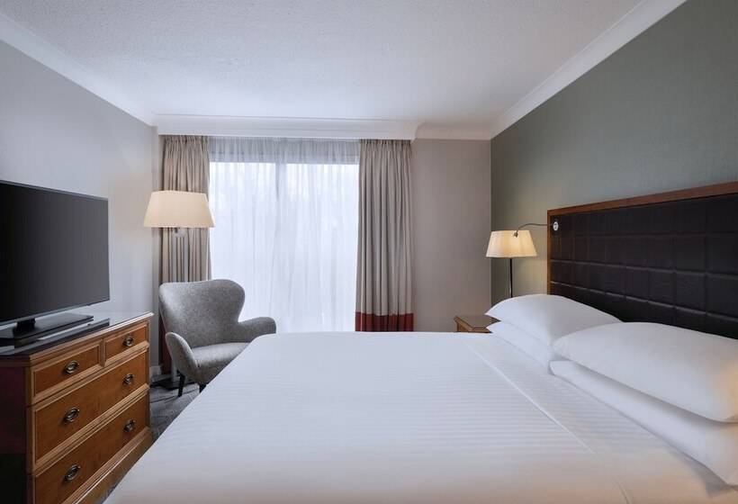 Номер Deluxe, Delta Hotels By Marriott Heathrow Windsor
