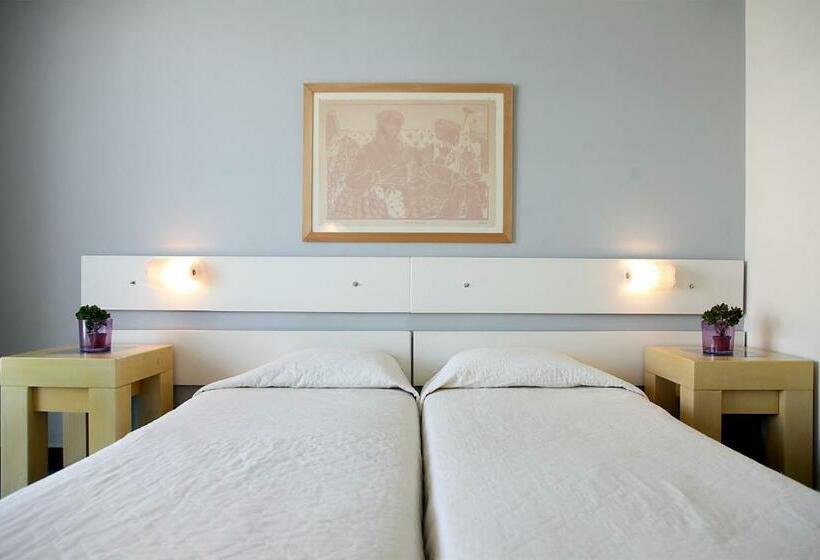 Номер Стандарт Индивидуальный, Dorian Inn   Sure Hotel Collection By Best Western