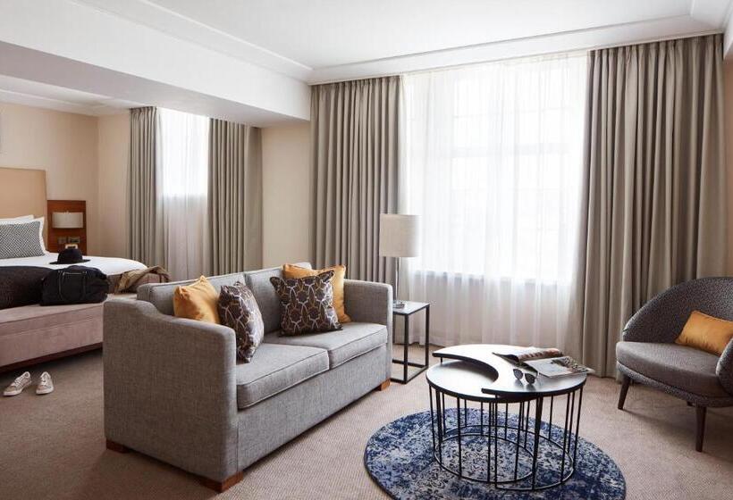 Студия Стандарт, The Clermont London, Charing Cross