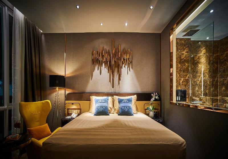 Студия Стандарт, The Clermont London, Charing Cross
