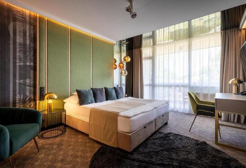Люкс, Bodrog Wellness & Elix Spa