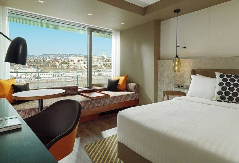 Номер Executive, Budapest Marriott