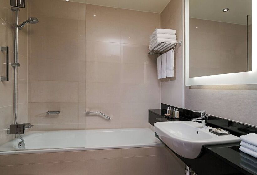 Студио Club, Budapest Marriott