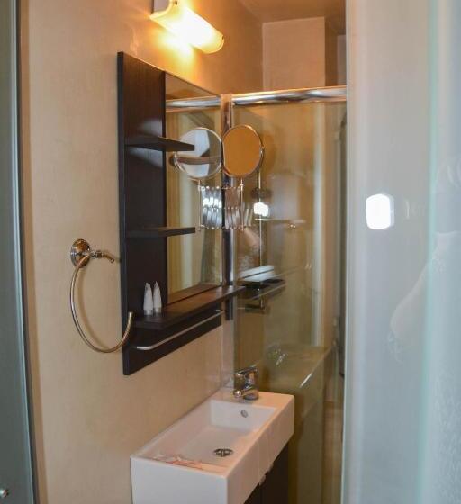 Chambre Familiale Vue Mer, Scorpios Sea Side