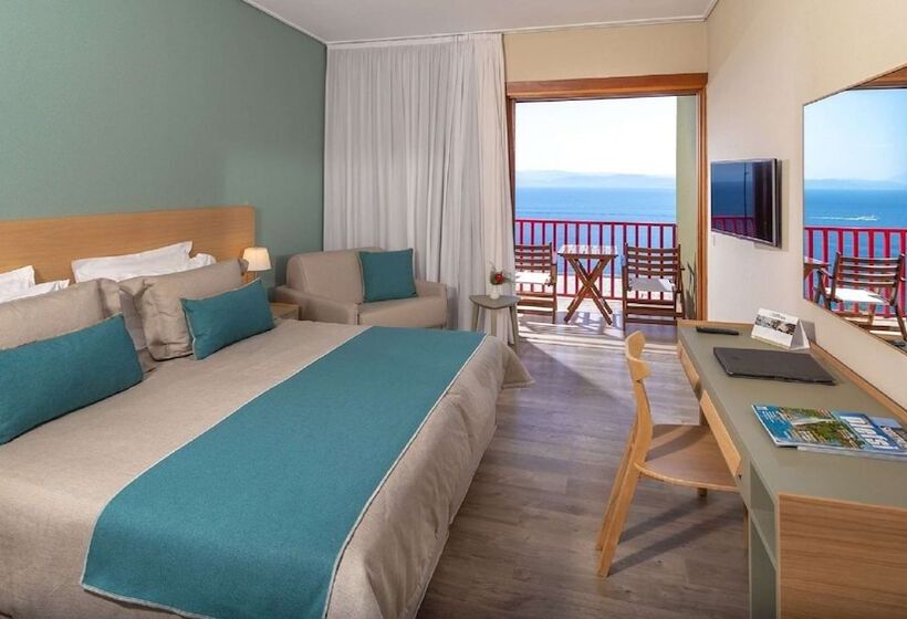 اتاق لوکس با چشم‌انداز دریا, Skiathos Palace