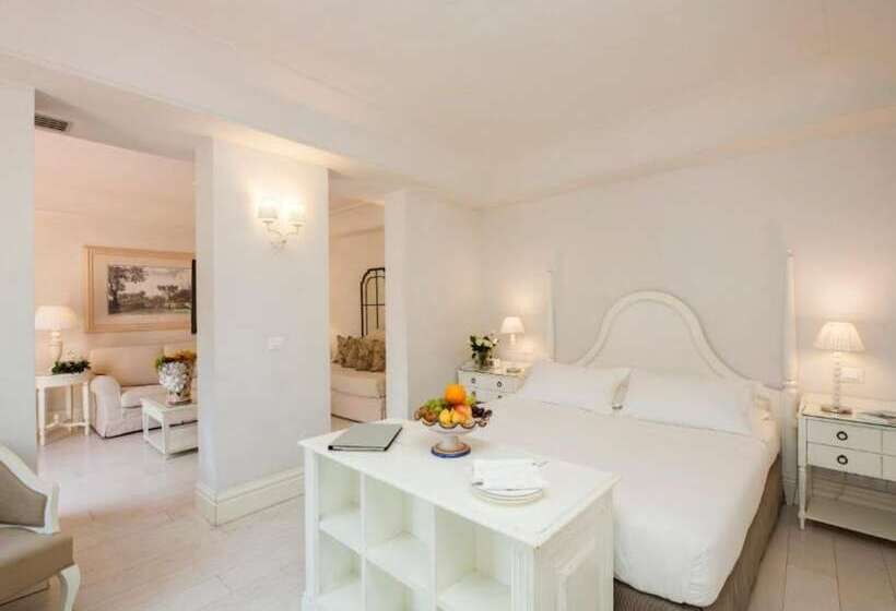 سوییت, Villa Athena Resort
