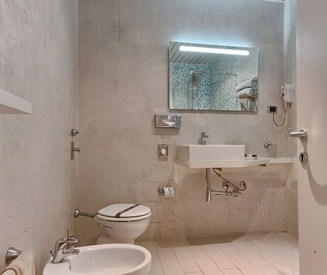 Номер Стандарт Трехместный, Agape Hotel Aa Hotels