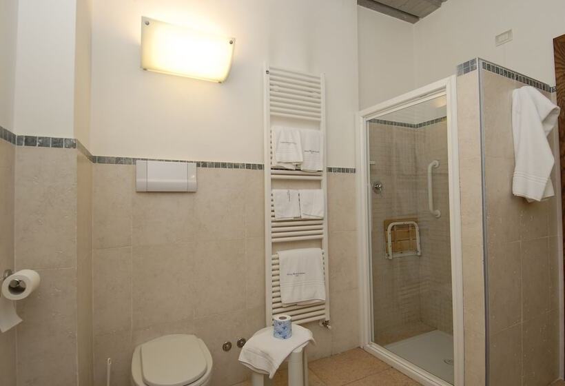 اتاق استاندارد یک نفره, Albergo Bianchi Stazione