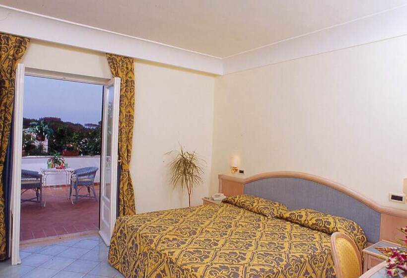 اتاق سوپریور سه تخته, Hermitage Resort & Thermal Spa