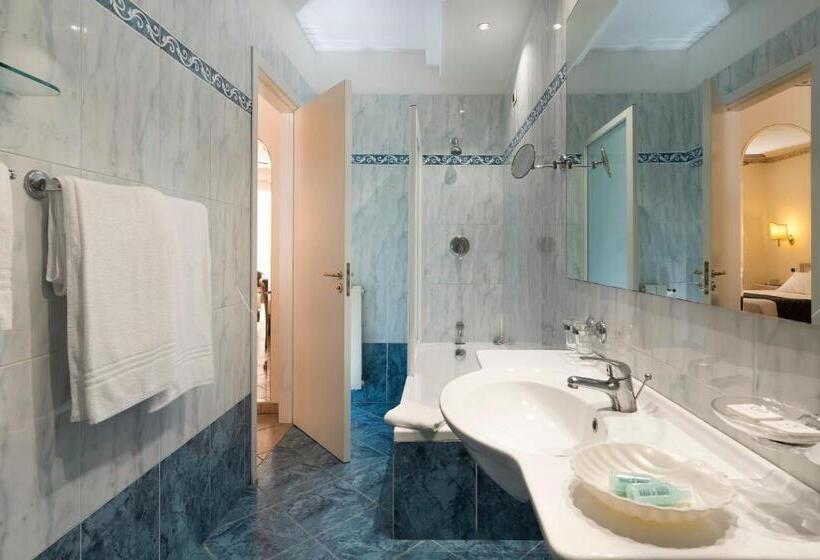 Полулюкс с Балконом, Sant Alphio Garden Hotel & Spa