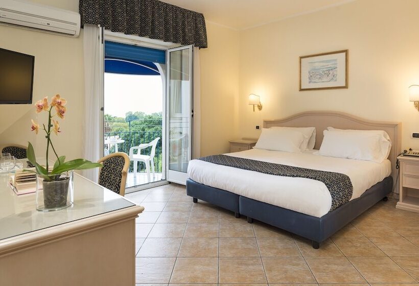 Номер Стандарт Вид на Море, Sant Alphio Garden Hotel & Spa