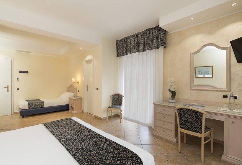غرفة قياسية ثلاثية, Sant Alphio Garden Hotel & Spa
