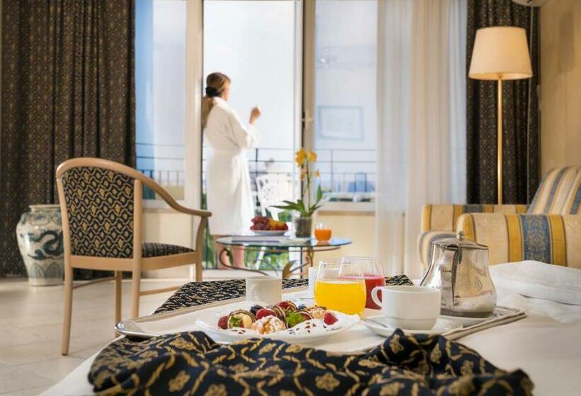 Люкс Вид на Море, Sant Alphio Garden Hotel & Spa