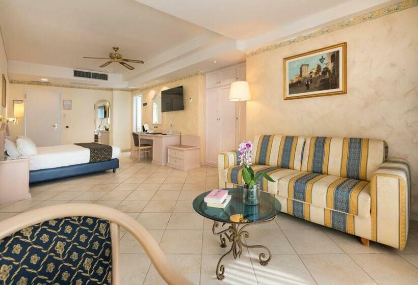 جناح مطلّ علي البحر, Sant Alphio Garden Hotel & Spa