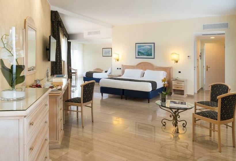 جناح مطلّ علي البحر, Sant Alphio Garden Hotel & Spa