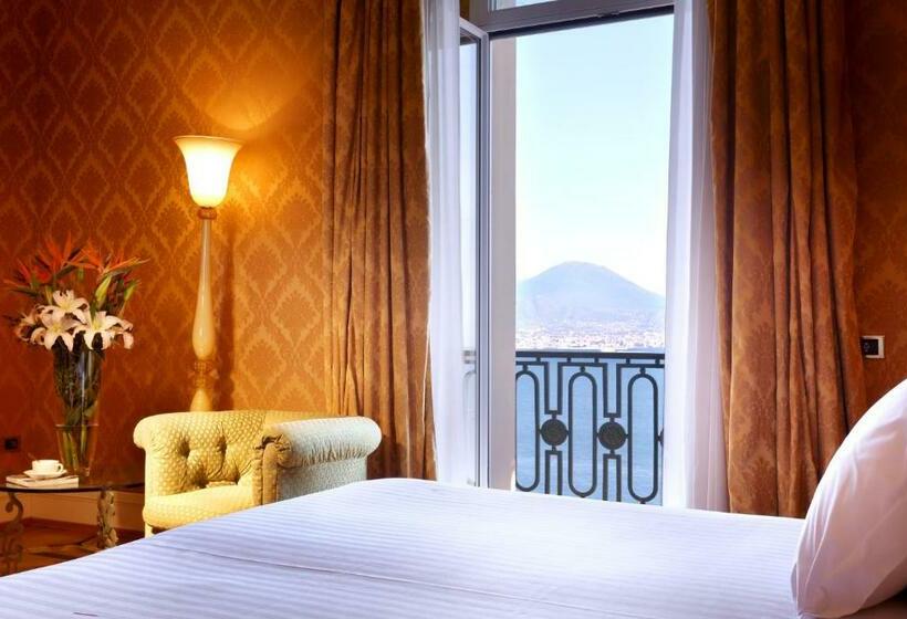 اتاق لوکس با چشم‌انداز دریا, Eurostars Hotel Excelsior