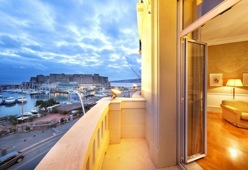 اتاق لوکس با چشم‌انداز دریا, Eurostars Hotel Excelsior