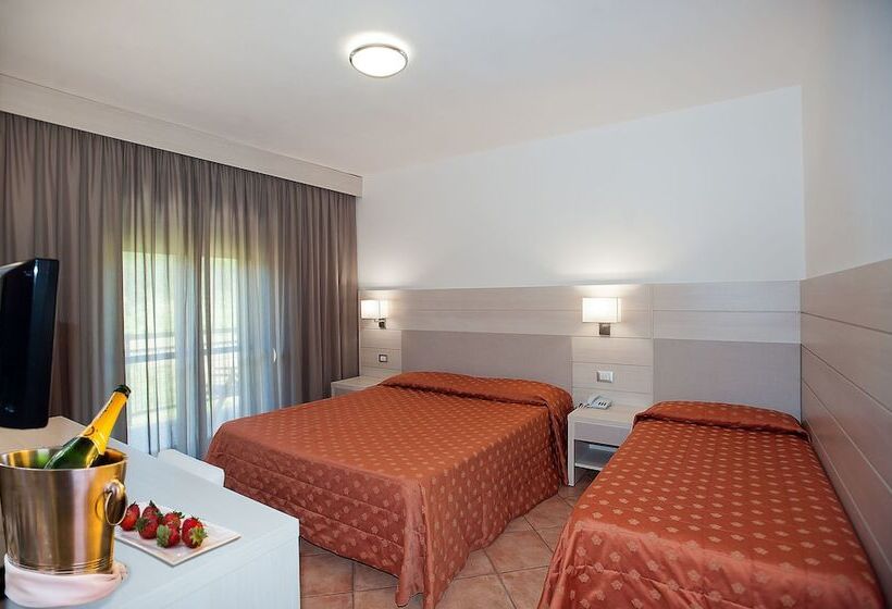 Номер Стандарт Трехместный, Magnola Palace