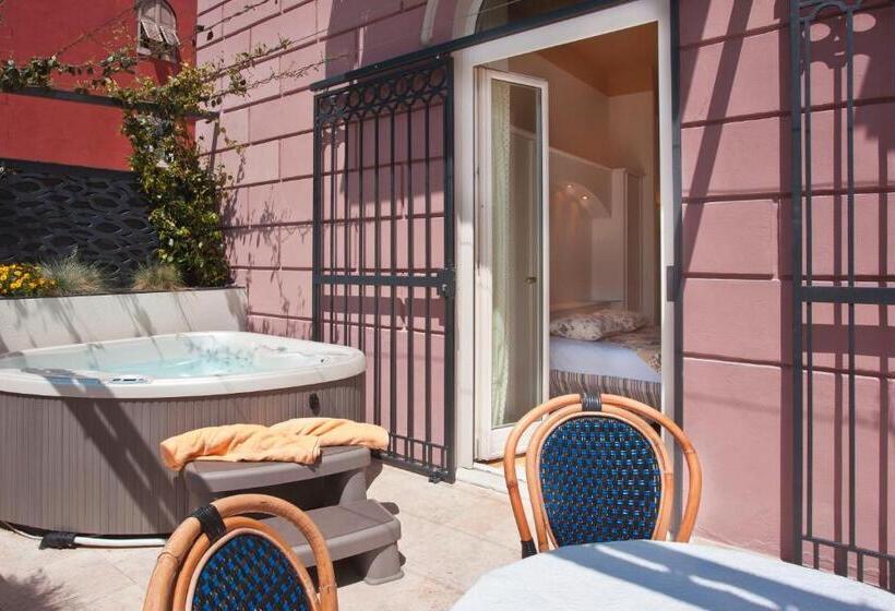 Номер Стандарт с Гидромассажем, Bellavista Lakefront Hotel & Apartments
