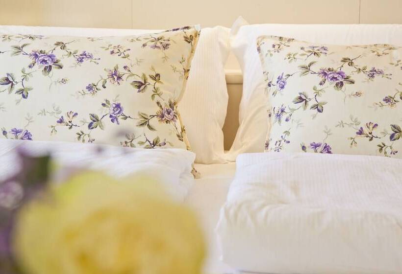 Люкс Дюплекс, Bellavista Lakefront Hotel & Apartments