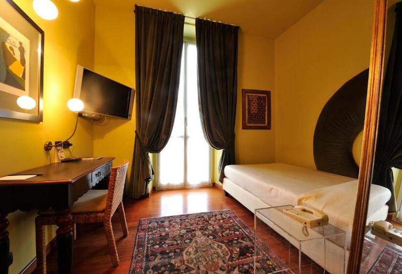 اتاق لوکس یک تخته, Art Hotel Boston